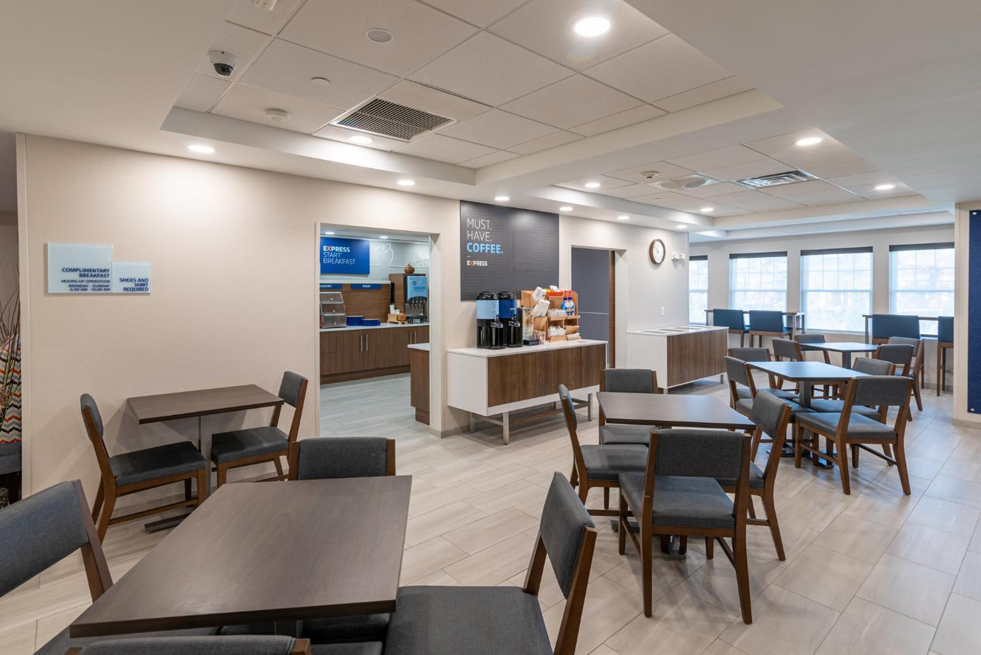 Holiday Inn Express Hotel & Suites Hampton South-Seabrook By Ihg Exterior foto