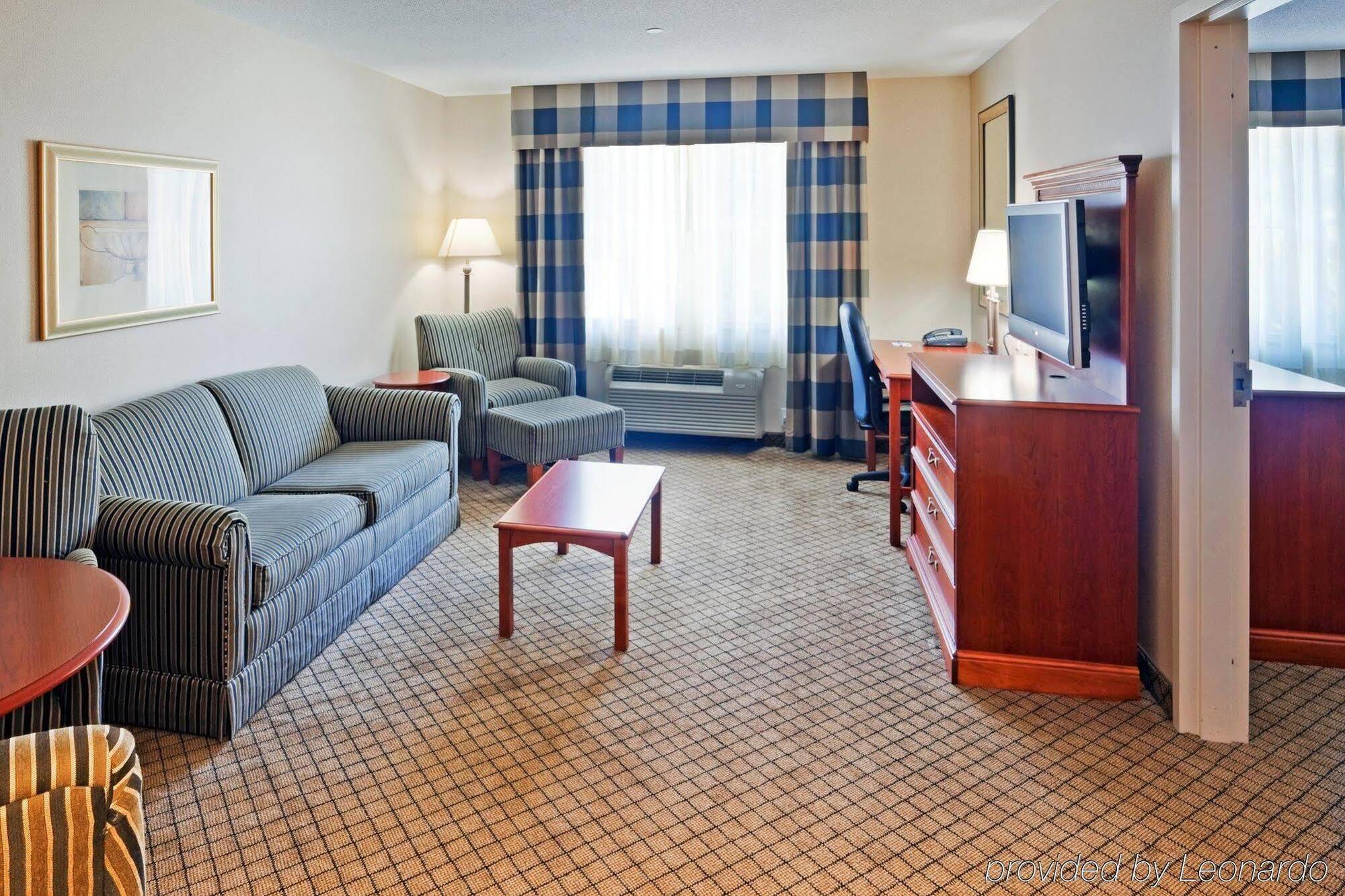 Holiday Inn Express Hotel & Suites Hampton South-Seabrook By Ihg Exterior foto